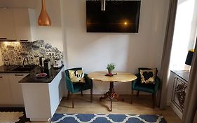 Valdiart Suites Old Town